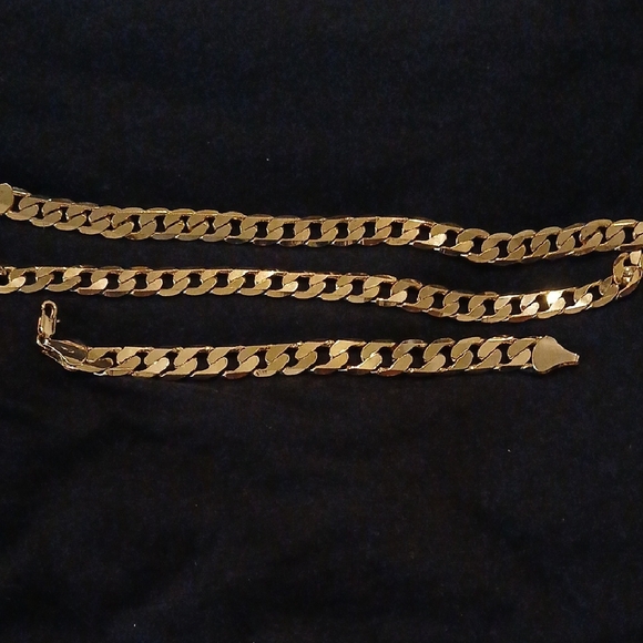 Jewelry - Womans 18kgf Over 925 Necklace with bracelet